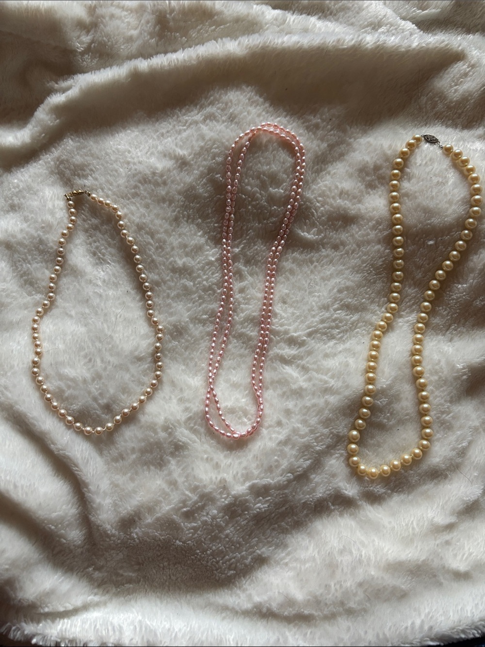 Classic Pink Pearl and regular pearl type Necklaces - Elegant Women's Jewelry
